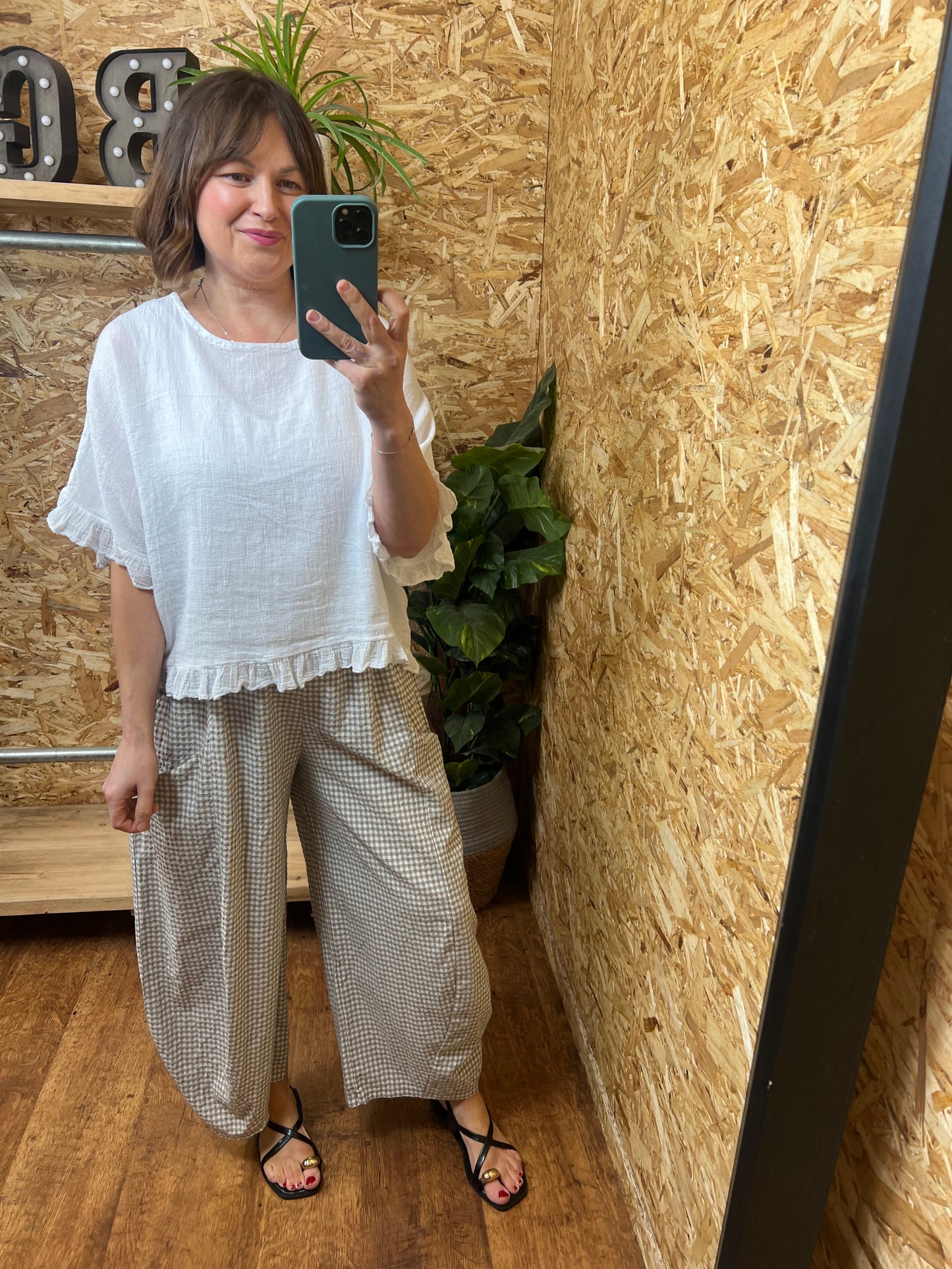 Gingham Barrel Trousers