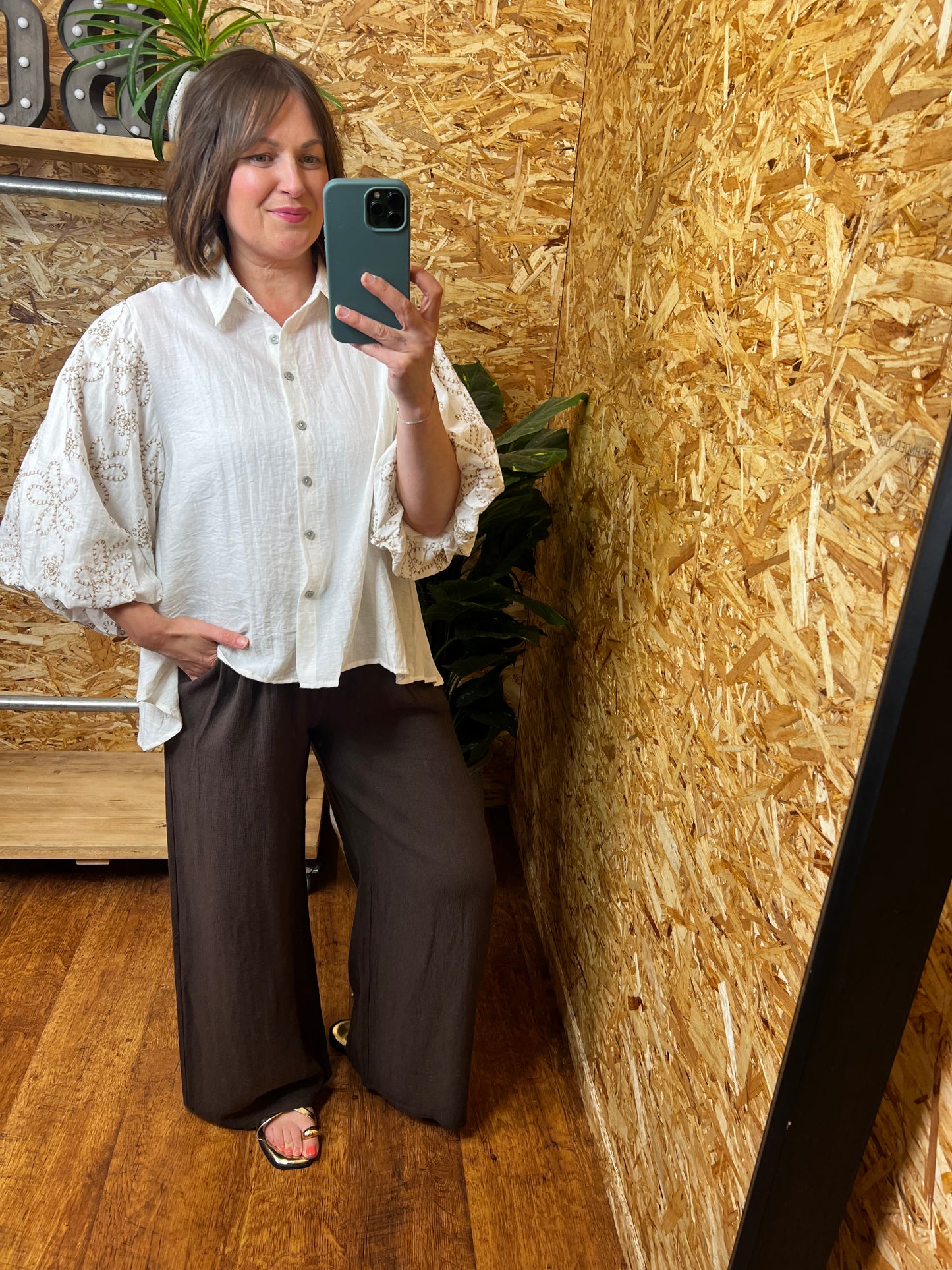 Embroidered Puff Sleeve Shirt